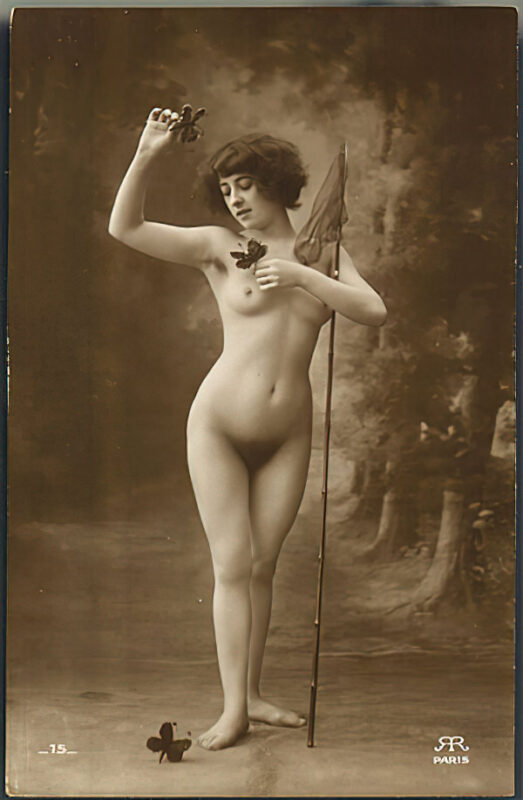 Volume 3 of Black and White Photo of Naked / Nude Women and Girls in the Vintage Era