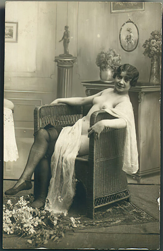 Volume 3 of Black and White Photo of Naked / Nude Women and Girls in the Vintage Era