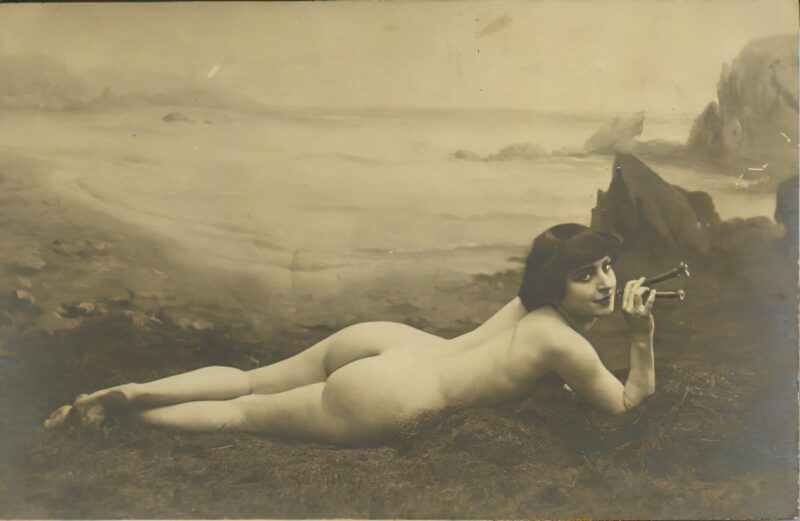 Volume 3 of Black and White Photo of Naked / Nude Women and Girls in the Vintage Era
