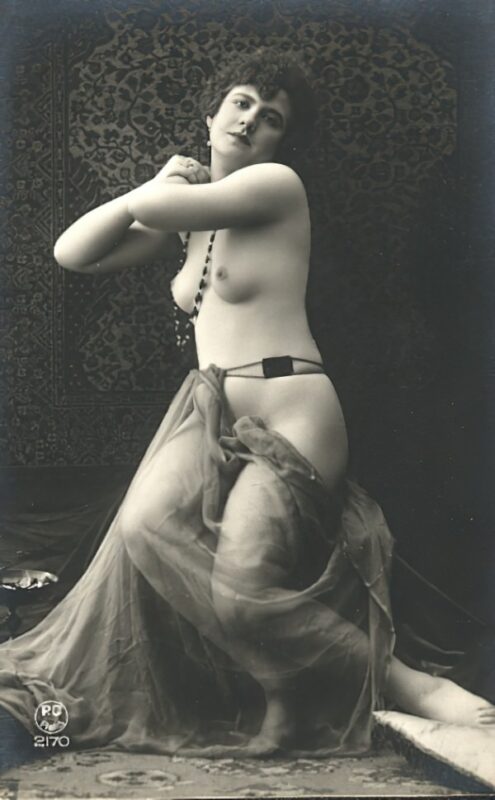Volume 3 of Black and White Photo of Naked / Nude Women and Girls in the Vintage Era