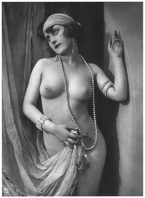 Volume 3 of Black and White Photo of Naked / Nude Women and Girls in the Vintage Era