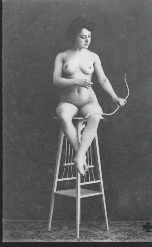 Volume 1 of Black and White Image of Naked / Nude Woman in the Classic Retro Period Volume 1 of Black and White Photo of Naked / Nude Women and Girls in the Vintage Era