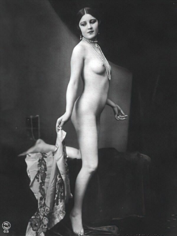Volume 4 of Black and White Image of Naked / Nude Women and Girls in the Vintage Era