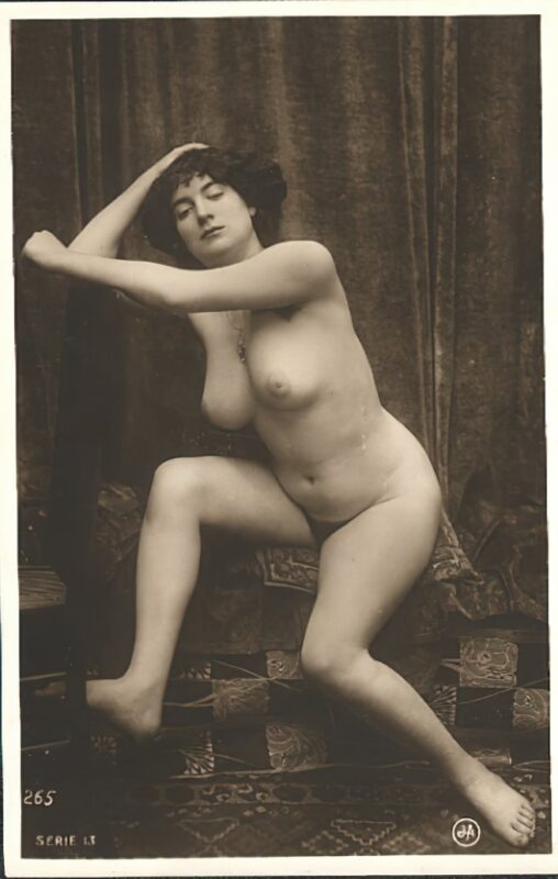 Volume 4 of Black and White Image of Naked / Nude Women and Girls in the Vintage Era