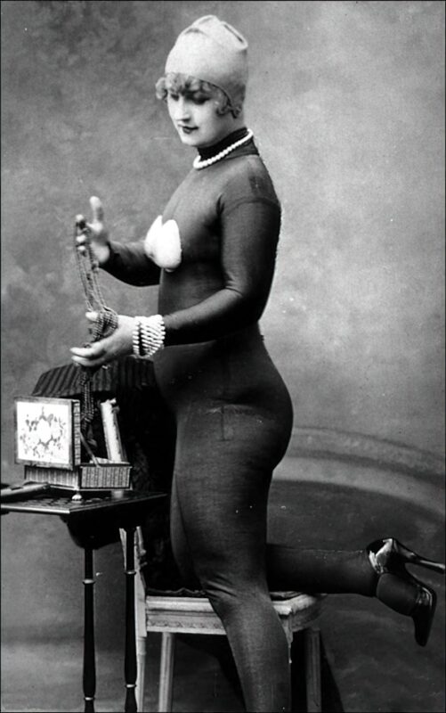 Volume 4 of Black and White Image of Naked / Nude Women and Girls in the Vintage Era