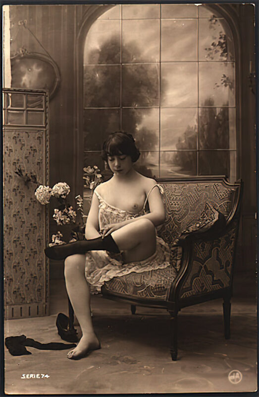 Volume 4 of Black and White Image of Naked / Nude Women and Girls in the Vintage Era