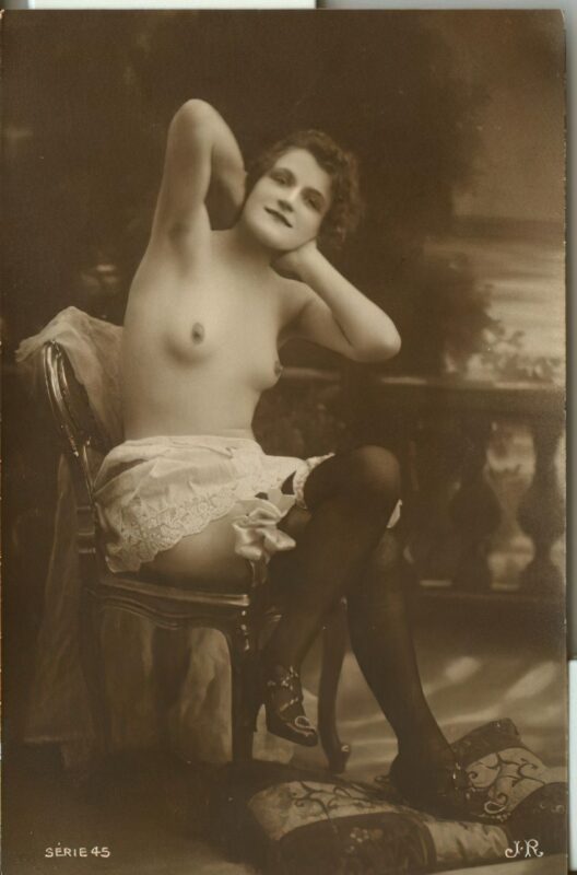 Volume 4 of Black and White Image of Naked / Nude Women and Girls in the Vintage Era