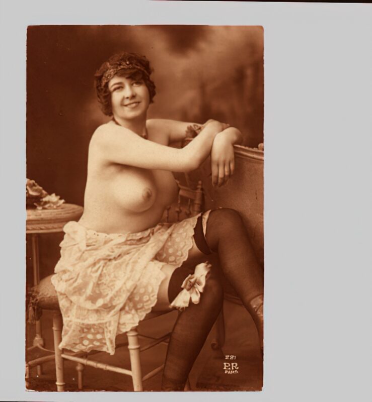 Volume 4 of Black and White Image of Naked / Nude Women and Girls in the Vintage Era