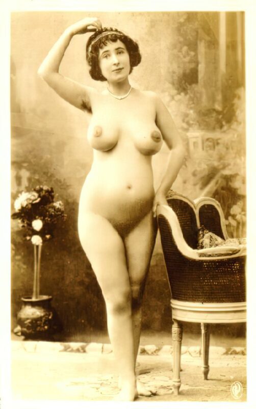 Volume 4 of Black and White Image of Naked / Nude Women and Girls in the Vintage Era
