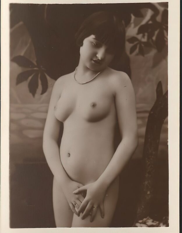 Volume 4 of Black and White Image of Naked / Nude Women and Girls in the Vintage Era