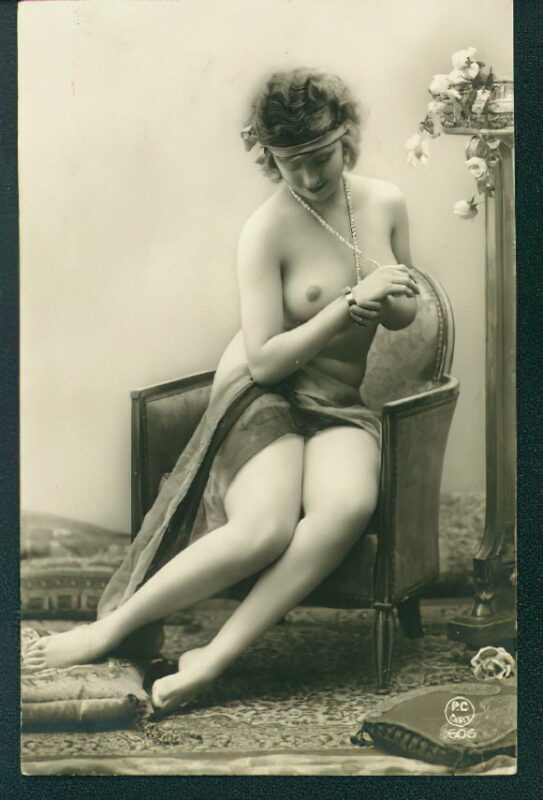 Volume 4 of Black and White Image of Naked / Nude Women and Girls in the Vintage Era