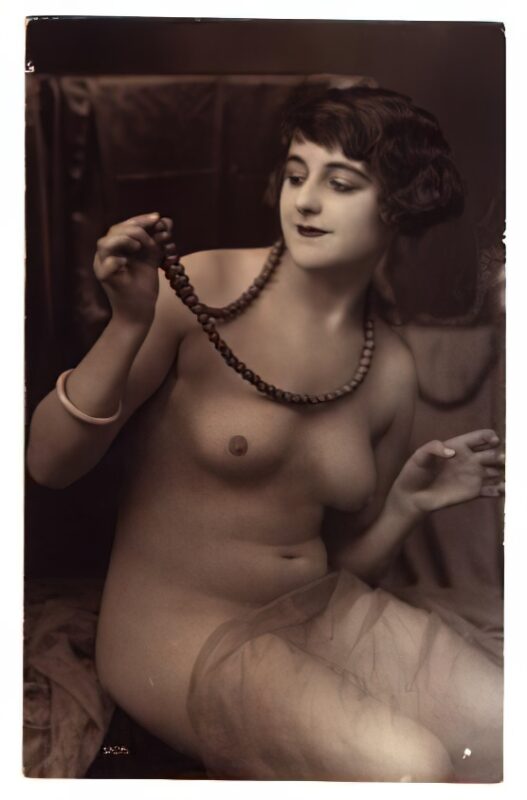 Volume 4 of Black and White Image of Naked / Nude Women and Girls in the Vintage Era