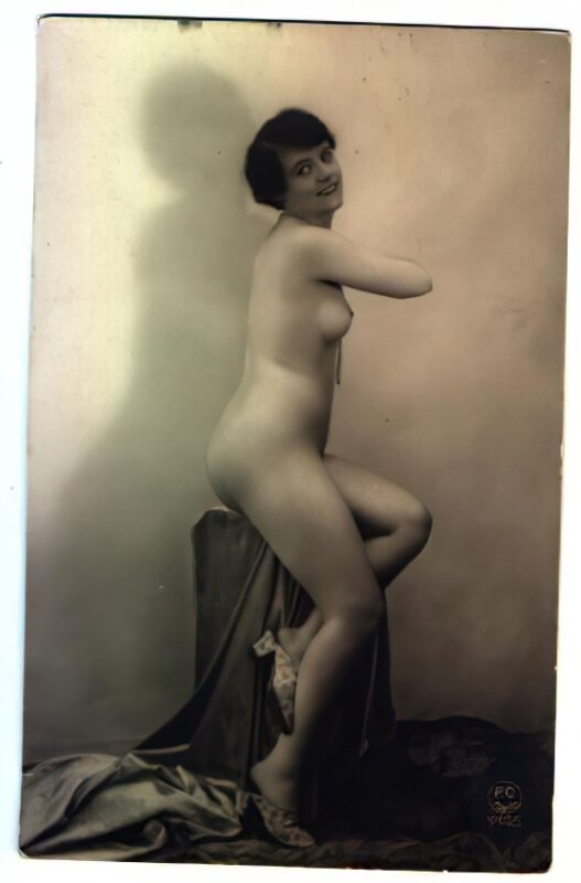 Volume 4 of Black and White Image of Naked / Nude Women and Girls in the Vintage Era