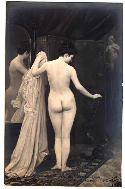 Volume 4 of Black and White Image of Naked / Nude Women and Girls in the Vintage Era