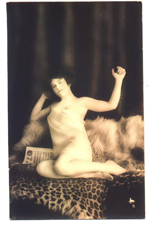 Volume 4 of Black and White Image of Naked / Nude Women and Girls in the Vintage Era