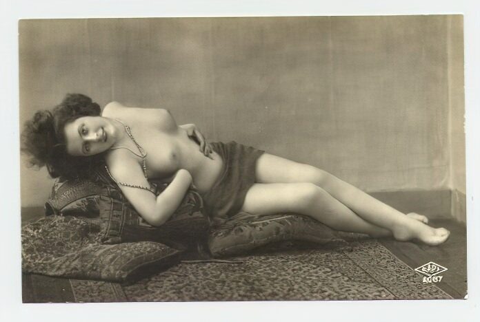 Volume 4 of Black and White Image of Naked / Nude Women and Girls in the Vintage Era