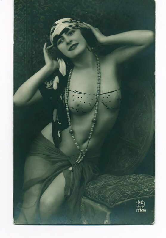 Volume 4 of Black and White Image of Naked / Nude Women and Girls in the Vintage Era