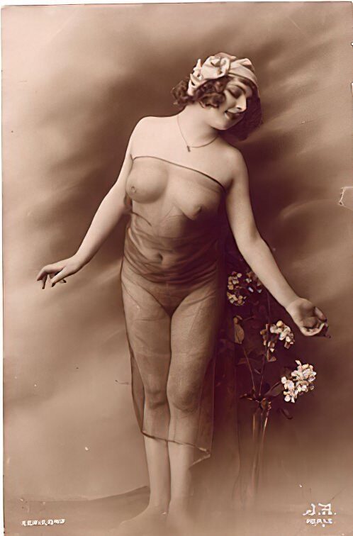 Volume 4 of Black and White Image of Naked / Nude Women and Girls in the Vintage Era