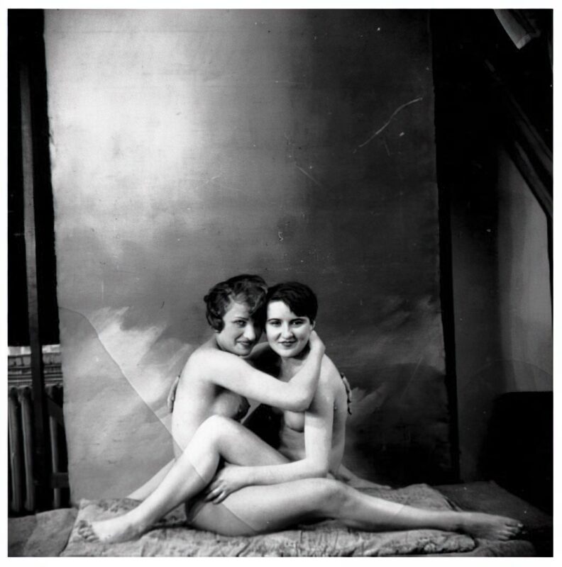 Volume 4 of Black and White Image of Naked / Nude Women and Girls in the Vintage Era