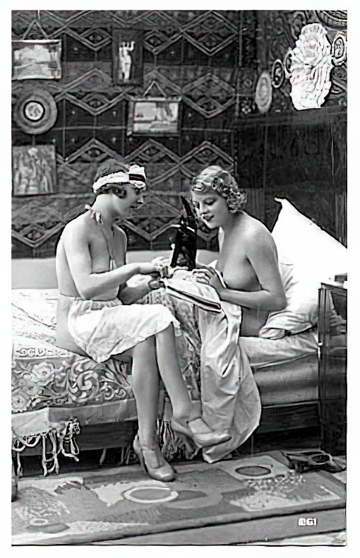 Volume 4 of Black and White Image of Naked / Nude Women and Girls in the Vintage Era