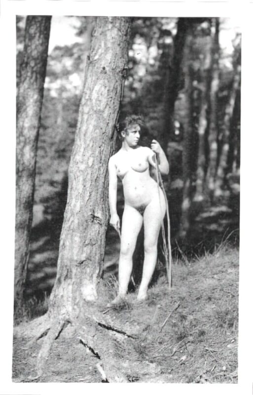 B&W Volume 5 Image of Naked / Nude Woman in the Vintage Era