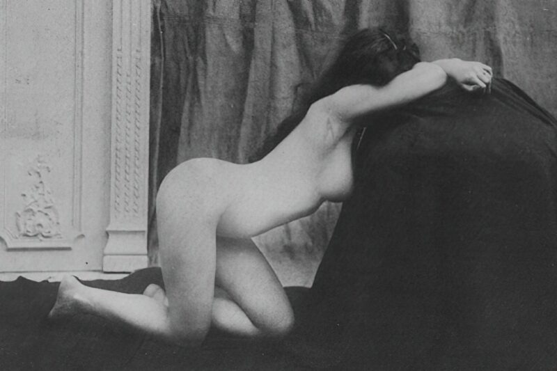 B&W Volume 5 Image of Naked / Nude Woman in the Vintage Era