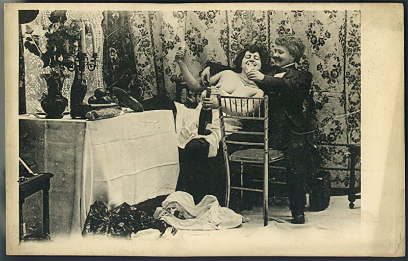 B&W Volume 5 Image of Naked / Nude Woman in the Vintage Era