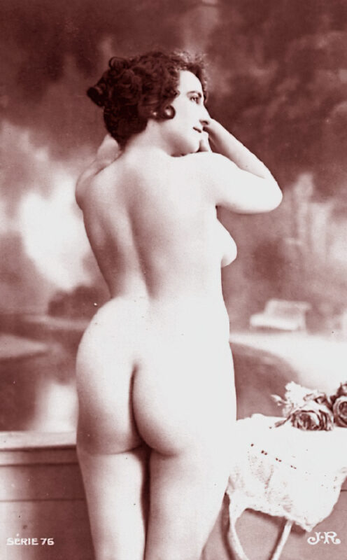 B&W Volume 5 Image of Naked / Nude Woman in the Vintage Era