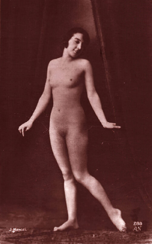 B&W Volume 5 Image of Naked / Nude Woman in the Vintage Era