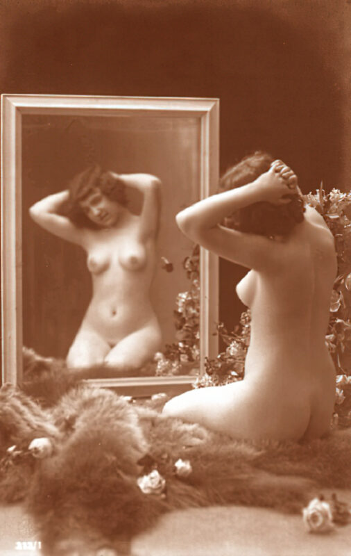 B&W Volume 5 Image of Naked / Nude Woman in the Vintage Era