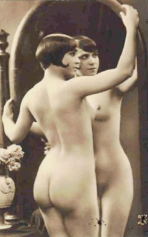 B&W Volume 5 Image of Naked / Nude Woman in the Vintage Era