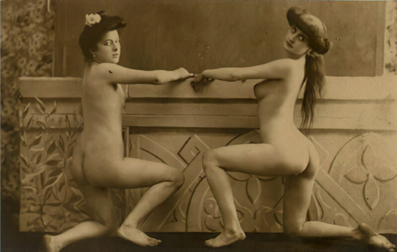 B&W Volume 5 Image of Naked / Nude Woman in the Vintage Era