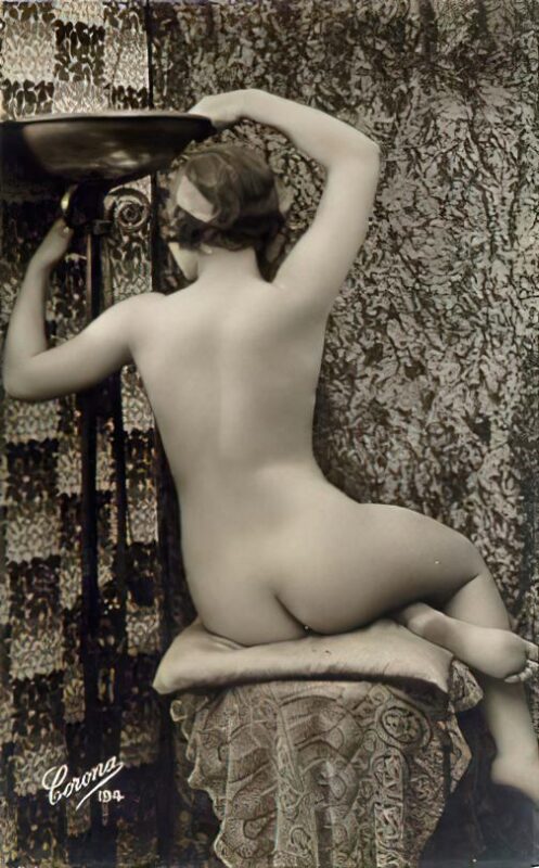 B&W Volume 5 Image of Naked / Nude Woman in the Vintage Era