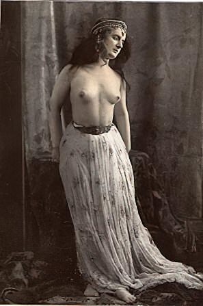 Photo 873 - Color Tint Vintage Nude Men and Women Sepia, Monochrome and Others Photo 873 - Color Tint Vintage Nude Men and Women Sepia, Monochrome and Others