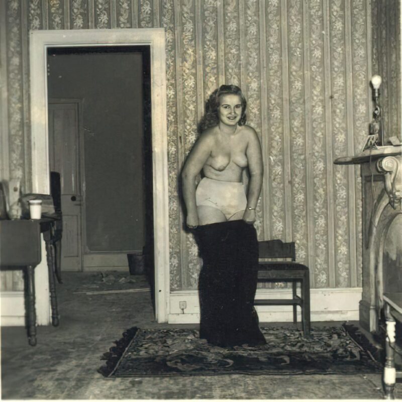 Retro Girls naked in the 1960's Vintage Erotica and Photo Image Galleries of Classic Women Nude in the 1960's