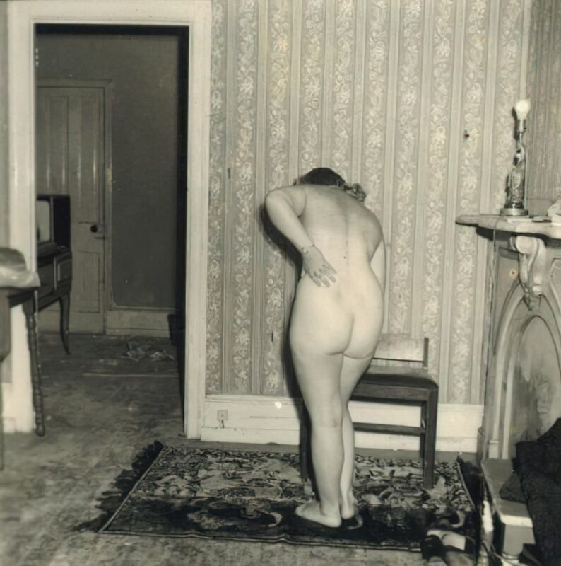 Retro Girls naked in the 1960's Vintage Erotica and Photo Image Galleries of Classic Women Nude in the 1960's
