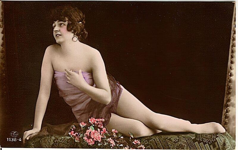 Photo 878 - Color Tint Vintage Nude Men and Women Sepia, Monochrome and Others Photo 878 - Color Tint Vintage Nude Men and Women Sepia, Monochrome and Others